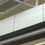 Sufit podwieszany krzyżowy czy pojedynczy – co wybrać?